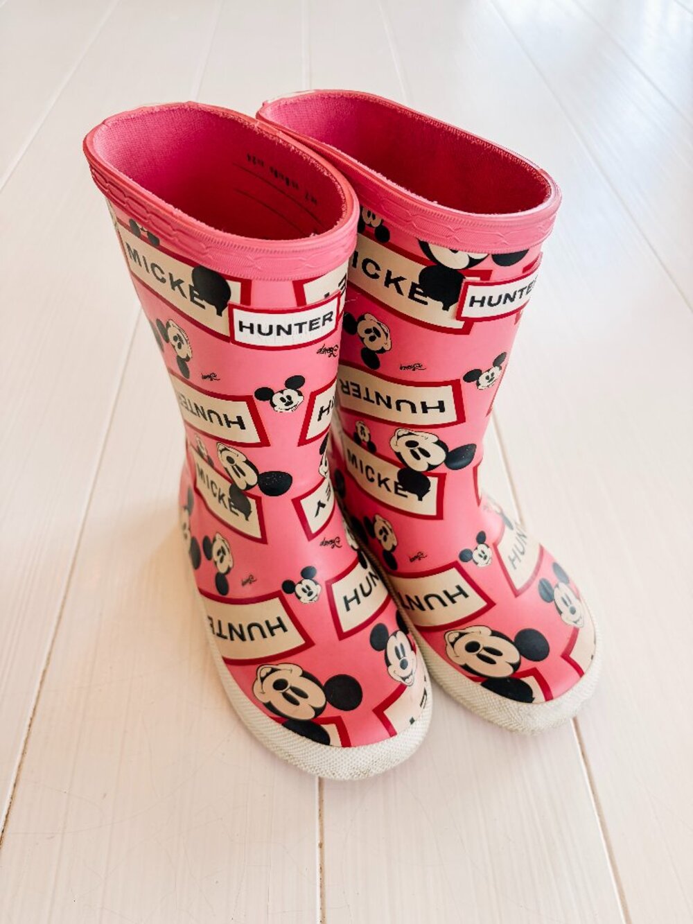 Hunter x Disney Pink Mickey Mouse Rain Boots (US 8)